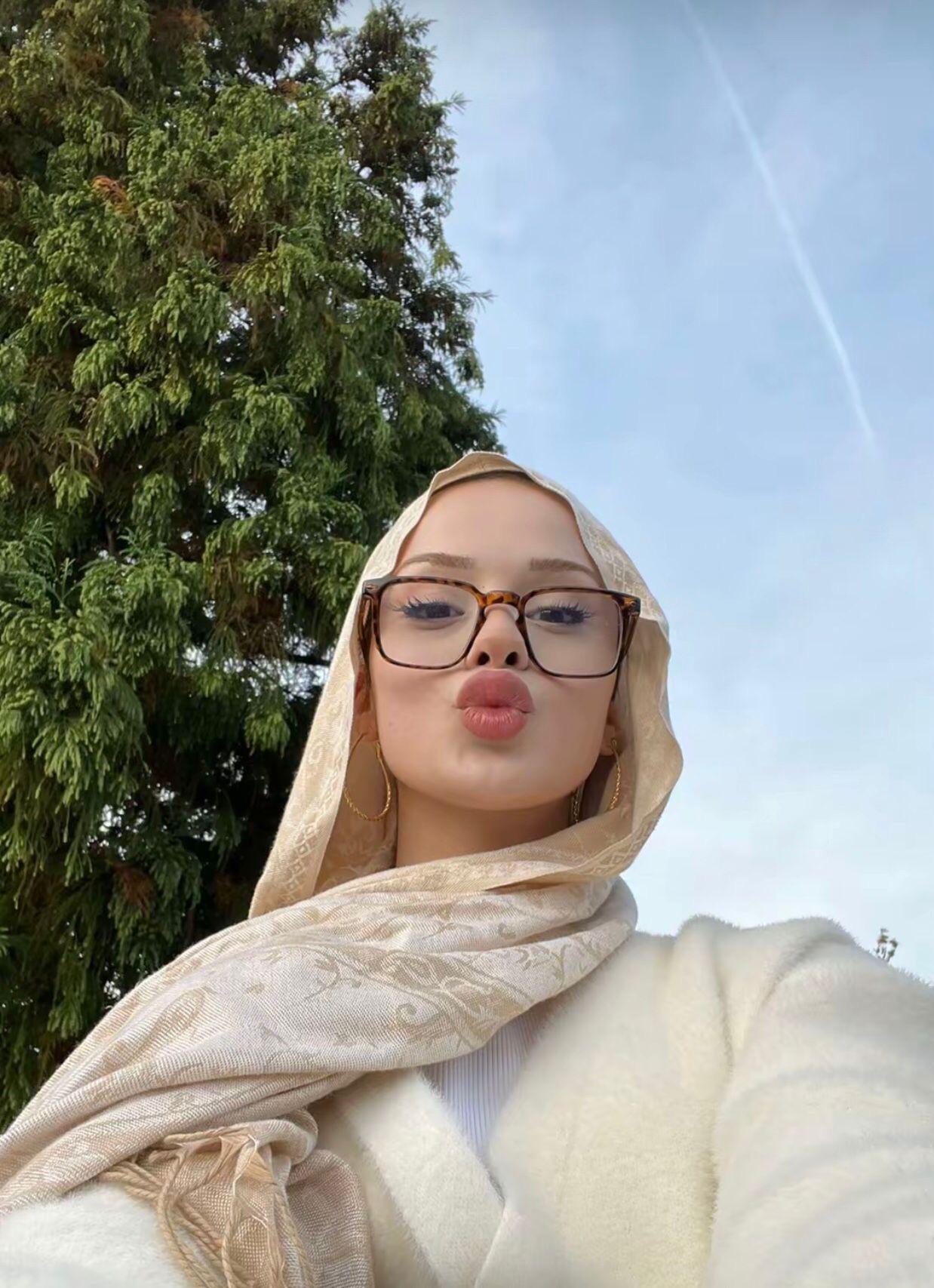 Yalı Elden Ödeme Escort Maya