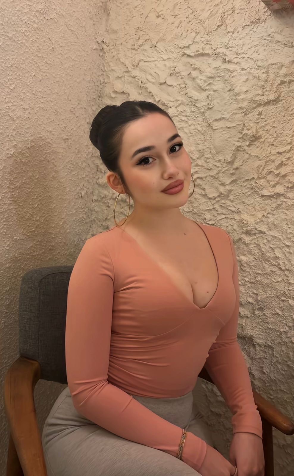 Gülören Cazibeli Partner Escort Zümra