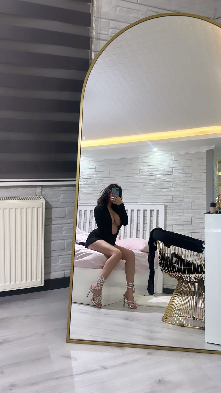 Köklük Zeki ve Başarılı Kadın Escort Bayan Hilal