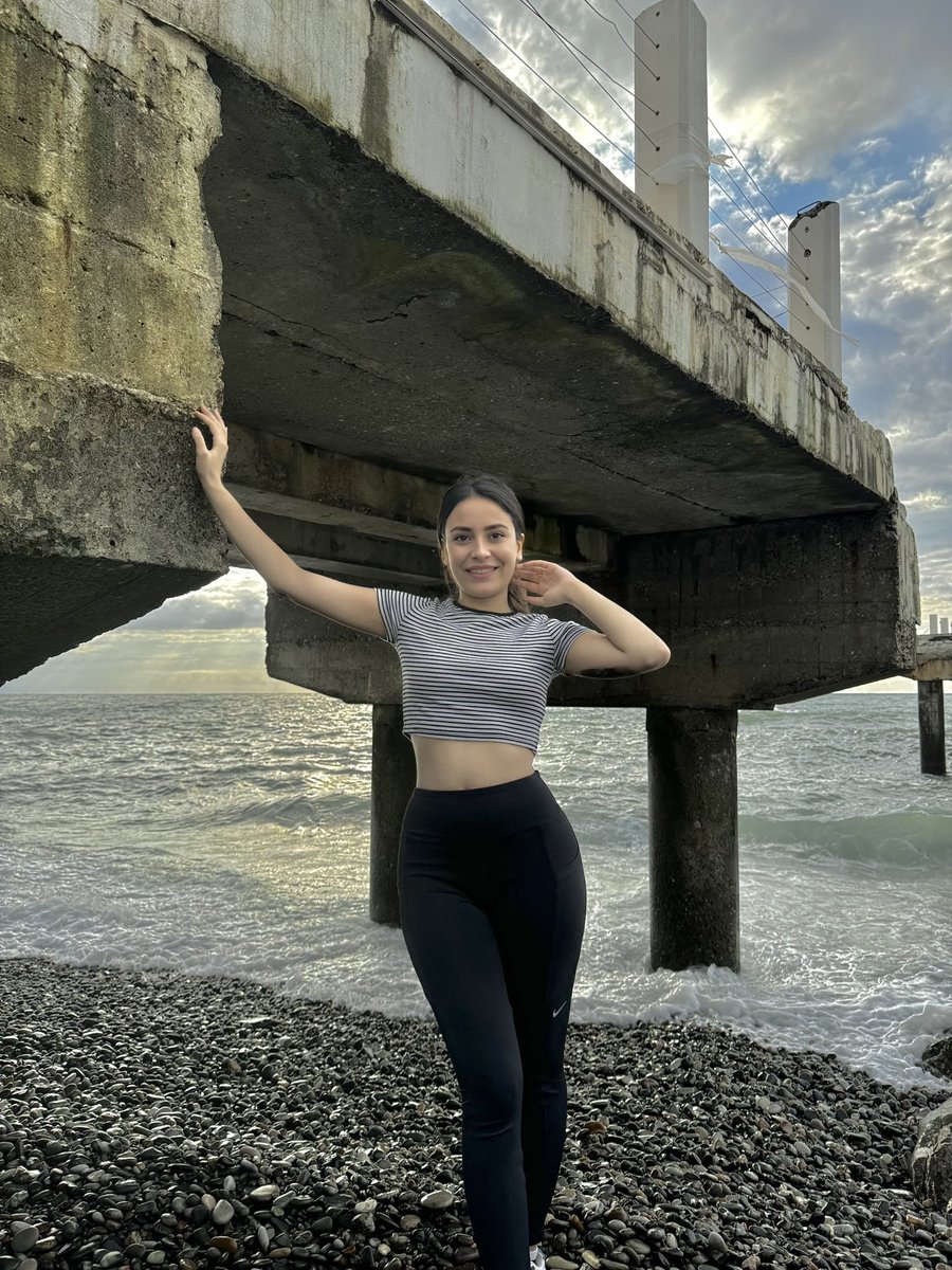 Güldere Üniversiteli Bayan Bayan Escort Hicran
